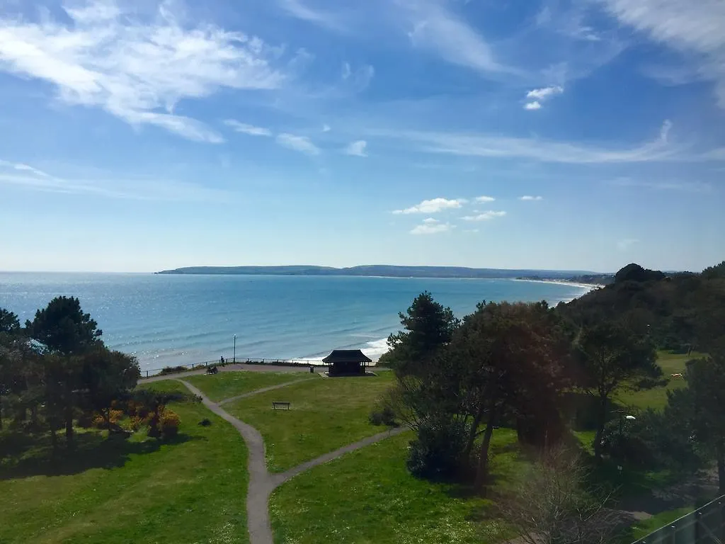 Hotel Riviera By The Sea Bournemouth 2*,